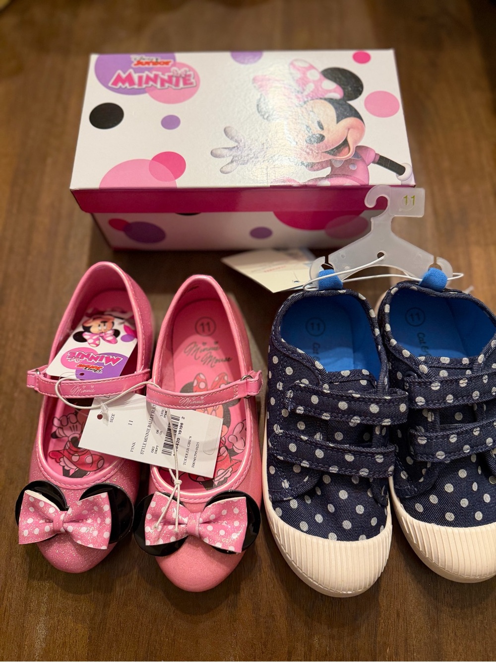Minnie Mouse Girls Pink Bow Mary Jane Shoes and Polka Dot C&J 11 Toddler NEW
